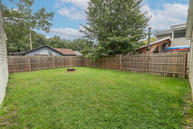 924 W Marion Street, Mishawaka, IN 46545