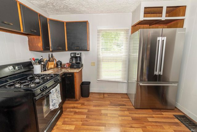 924 W Marion Street, Mishawaka, IN 46545