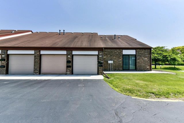 4161 W College AVENUE, Milwaukee, WI 53221