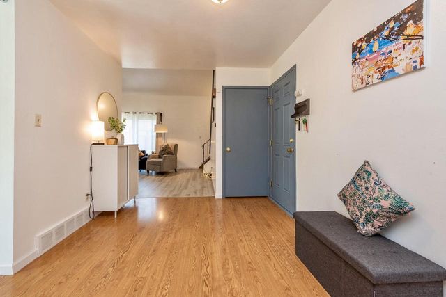 4161 W College AVENUE, Milwaukee, WI 53221