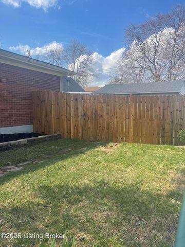 7548 Justan Ave, Louisville, KY 40214