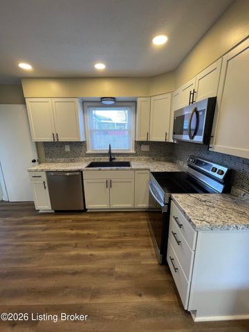 7548 Justan Ave, Louisville, KY 40214