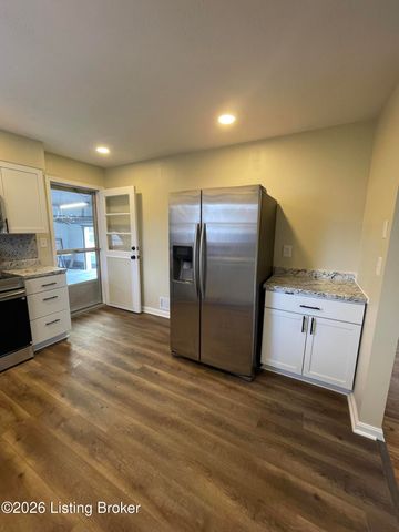 7548 Justan Ave, Louisville, KY 40214