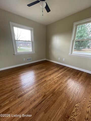 7548 Justan Ave, Louisville, KY 40214