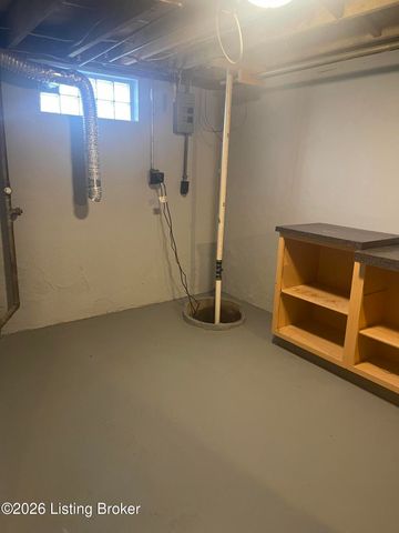 7548 Justan Ave, Louisville, KY 40214