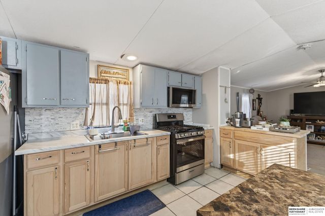 12845 Manderson Plaza Lot 217, Omaha, NE 68164