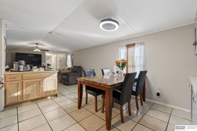 12845 Manderson Plaza Lot 217, Omaha, NE 68164