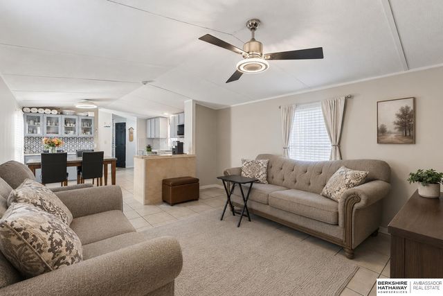 12845 Manderson Plaza Lot 217, Omaha, NE 68164