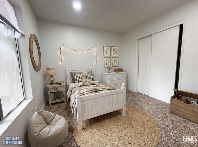 3521 Kapral Way, Bakersfield, CA 93309