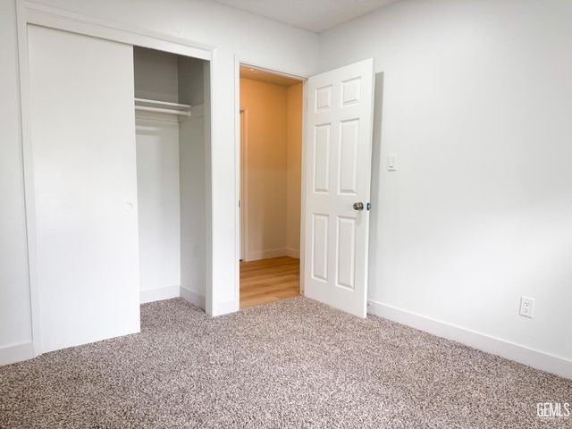 3521 Kapral Way, Bakersfield, CA 93309