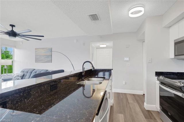 8851 Colonnades CT W # 131, Bonita Springs, FL 34135