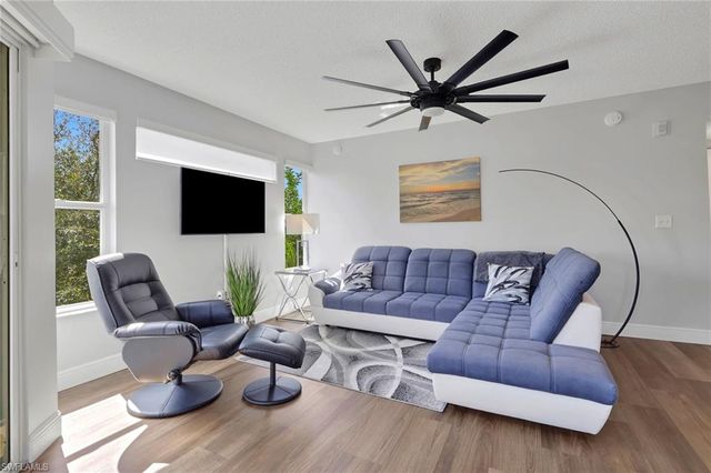 8851 Colonnades CT W # 131, Bonita Springs, FL 34135