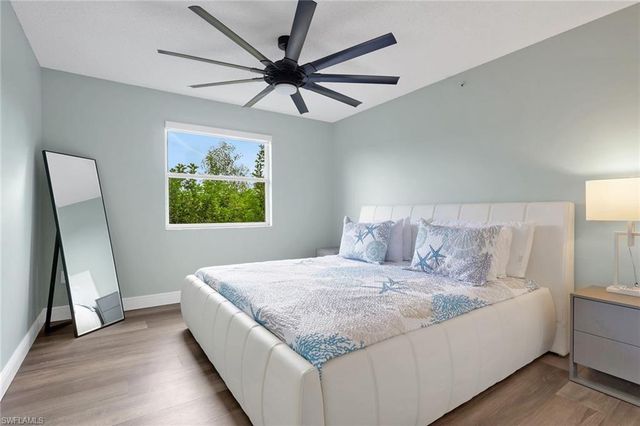 8851 Colonnades CT W # 131, Bonita Springs, FL 34135