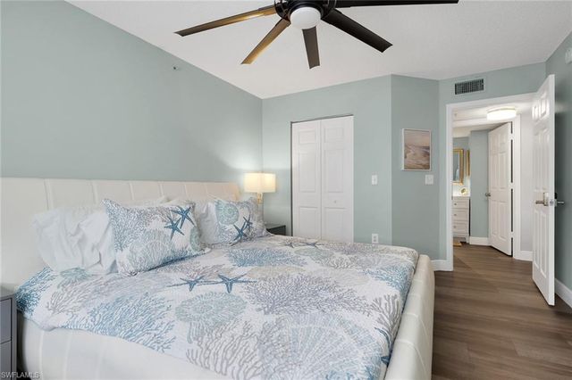 8851 Colonnades CT W # 131, Bonita Springs, FL 34135