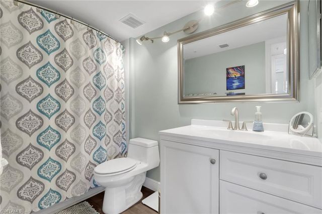 8851 Colonnades CT W # 131, Bonita Springs, FL 34135