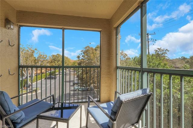 8851 Colonnades CT W # 131, Bonita Springs, FL 34135