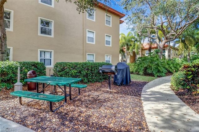 8851 Colonnades CT W # 131, Bonita Springs, FL 34135