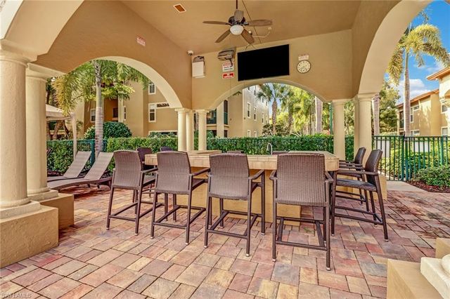 8851 Colonnades CT W # 131, Bonita Springs, FL 34135