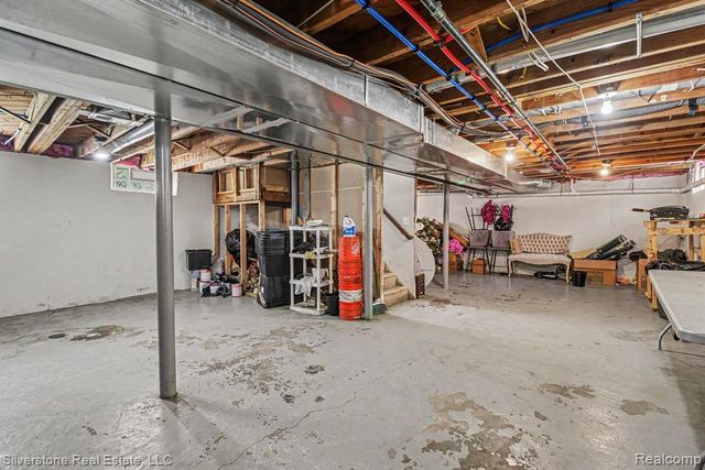 501 N Kenwood Avenue, Royal Oak, MI 48067