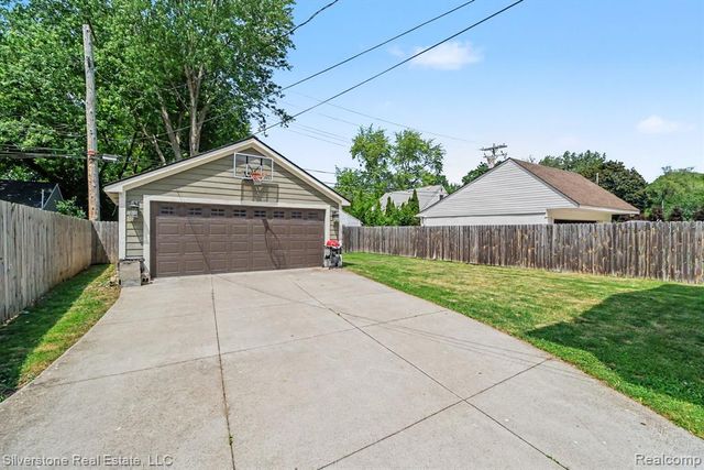 501 N Kenwood Avenue, Royal Oak, MI 48067
