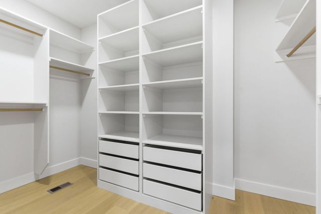 5064 E Ferdinand Court, Springfield, MO 65802