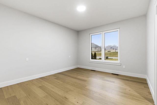 5064 E Ferdinand Court, Springfield, MO 65802