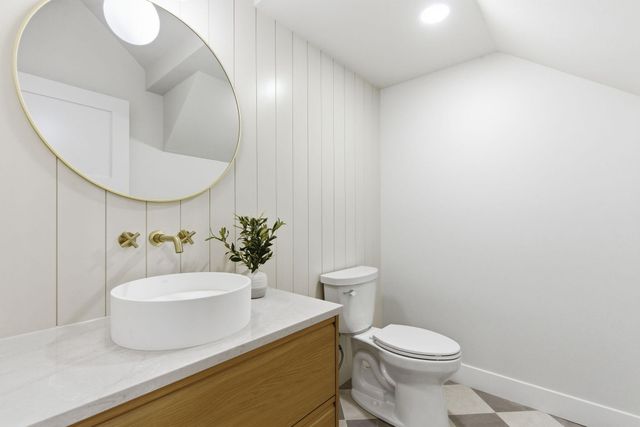 5064 E Ferdinand Court, Springfield, MO 65802