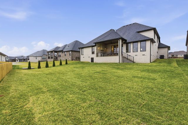 5064 E Ferdinand Court, Springfield, MO 65802