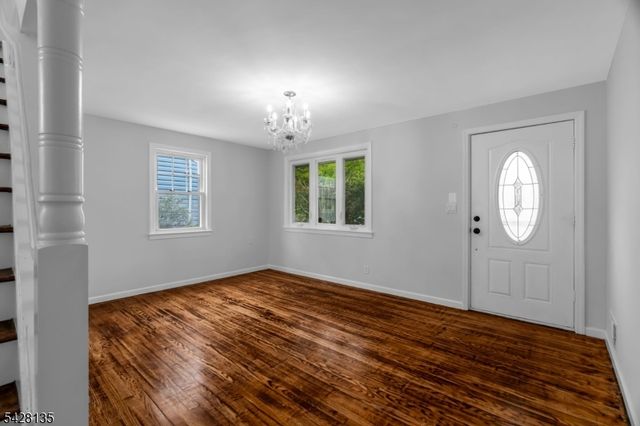 347 Livingston Rd, Linden City, NJ 07036