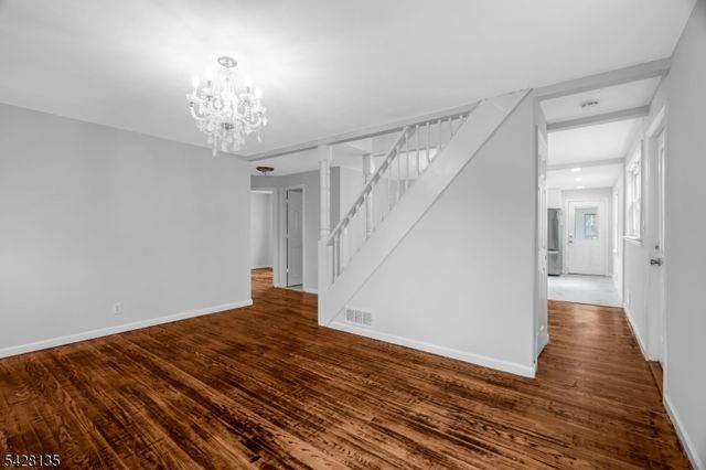 347 Livingston Rd, Linden City, NJ 07036