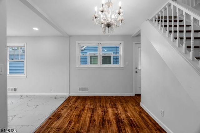 347 Livingston Rd, Linden City, NJ 07036