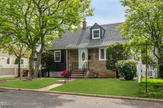 347 Livingston Rd, Linden City, NJ 07036