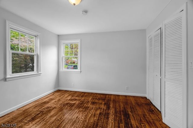 347 Livingston Rd, Linden City, NJ 07036