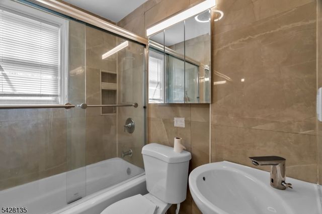 347 Livingston Rd, Linden City, NJ 07036