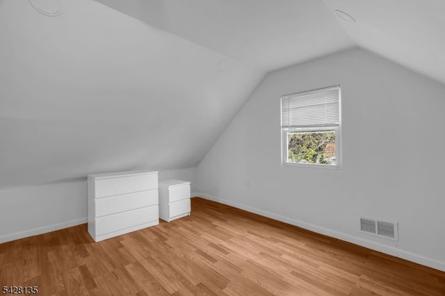 347 Livingston Rd, Linden City, NJ 07036