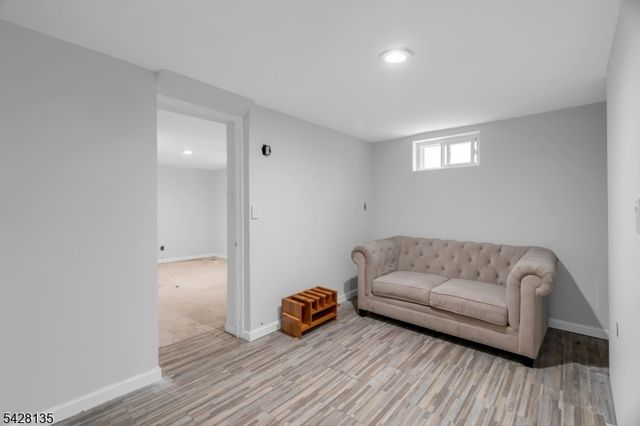 347 Livingston Rd, Linden City, NJ 07036