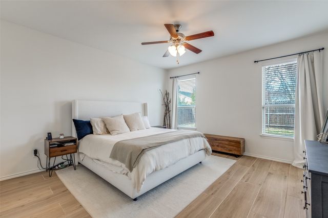 506 Bryn Mawr Lane, Van Alstyne, TX 75495