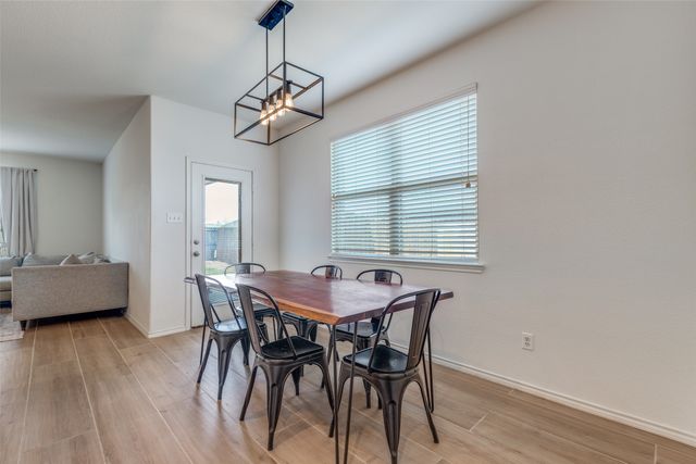 506 Bryn Mawr Lane, Van Alstyne, TX 75495