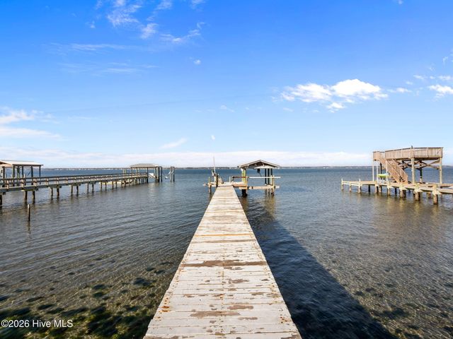 1406 Emerald Drive, Emerald Isle, NC 28594