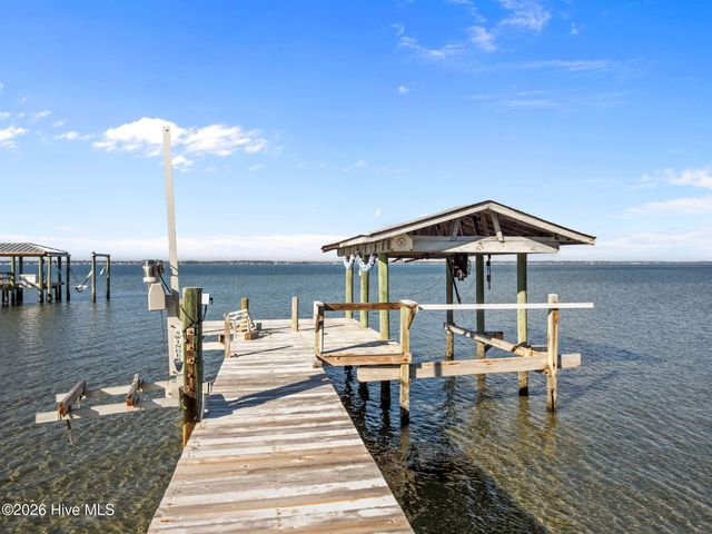 1406 Emerald Drive, Emerald Isle, NC 28594