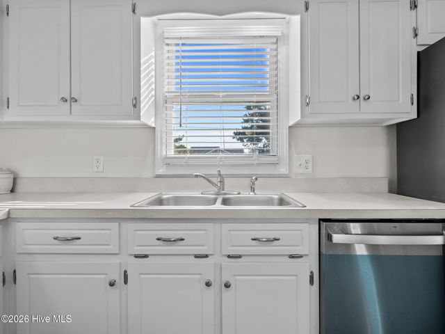 1406 Emerald Drive, Emerald Isle, NC 28594