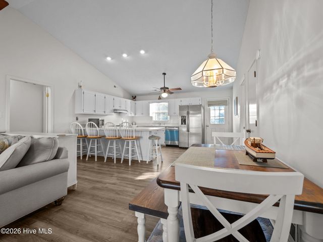 1406 Emerald Drive, Emerald Isle, NC 28594