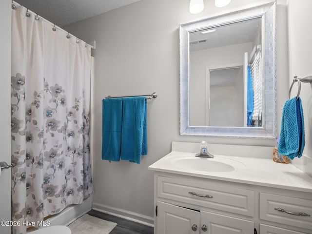 1406 Emerald Drive, Emerald Isle, NC 28594