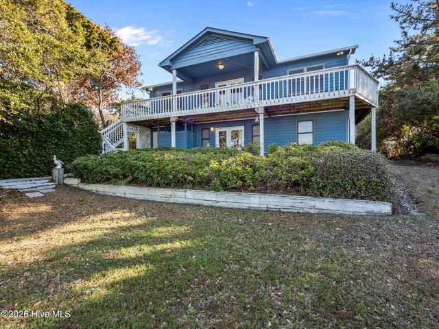 1406 Emerald Drive, Emerald Isle, NC 28594