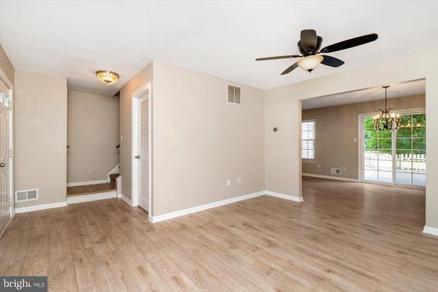 9 ASHFORD CT, Robbinsville, NJ 08691