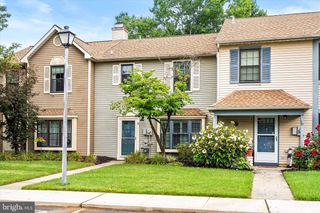 9 ASHFORD CT, Robbinsville, NJ 08691