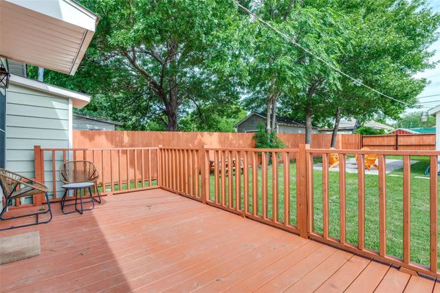 2723 Sharon Street, Dallas, TX 75211