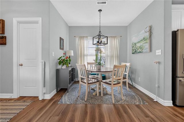 2105 Kirkby LN, Virginia Beach, VA 23456