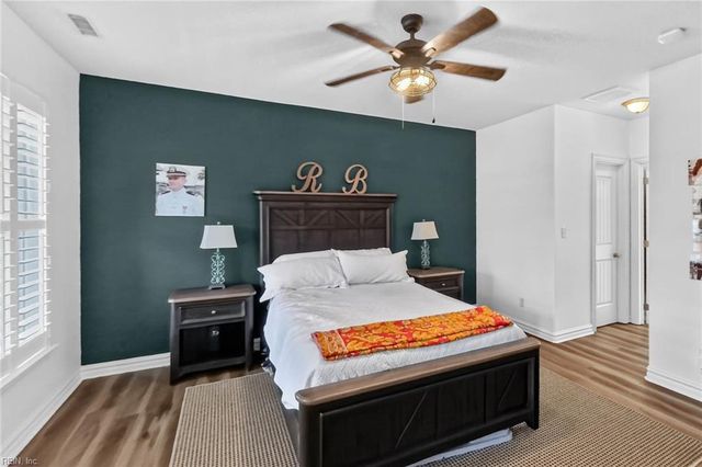 2105 Kirkby LN, Virginia Beach, VA 23456