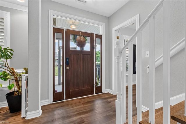 2105 Kirkby LN, Virginia Beach, VA 23456